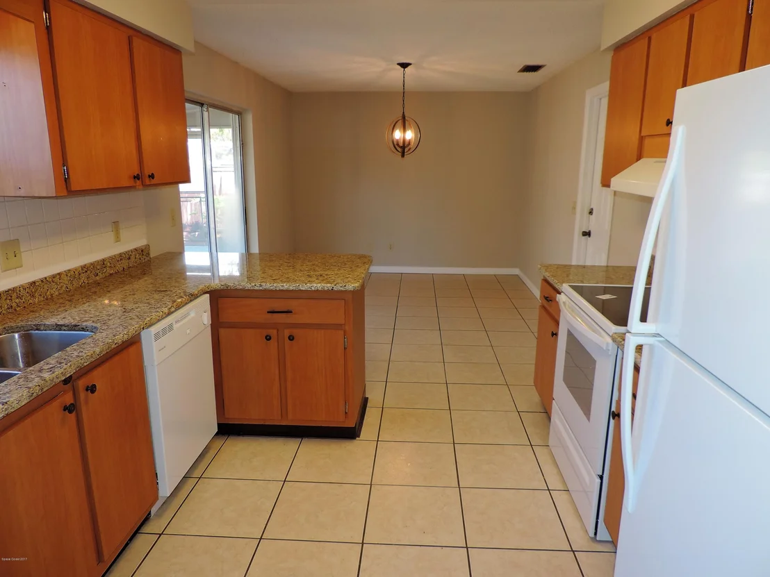 Photo of 930 Grant Road