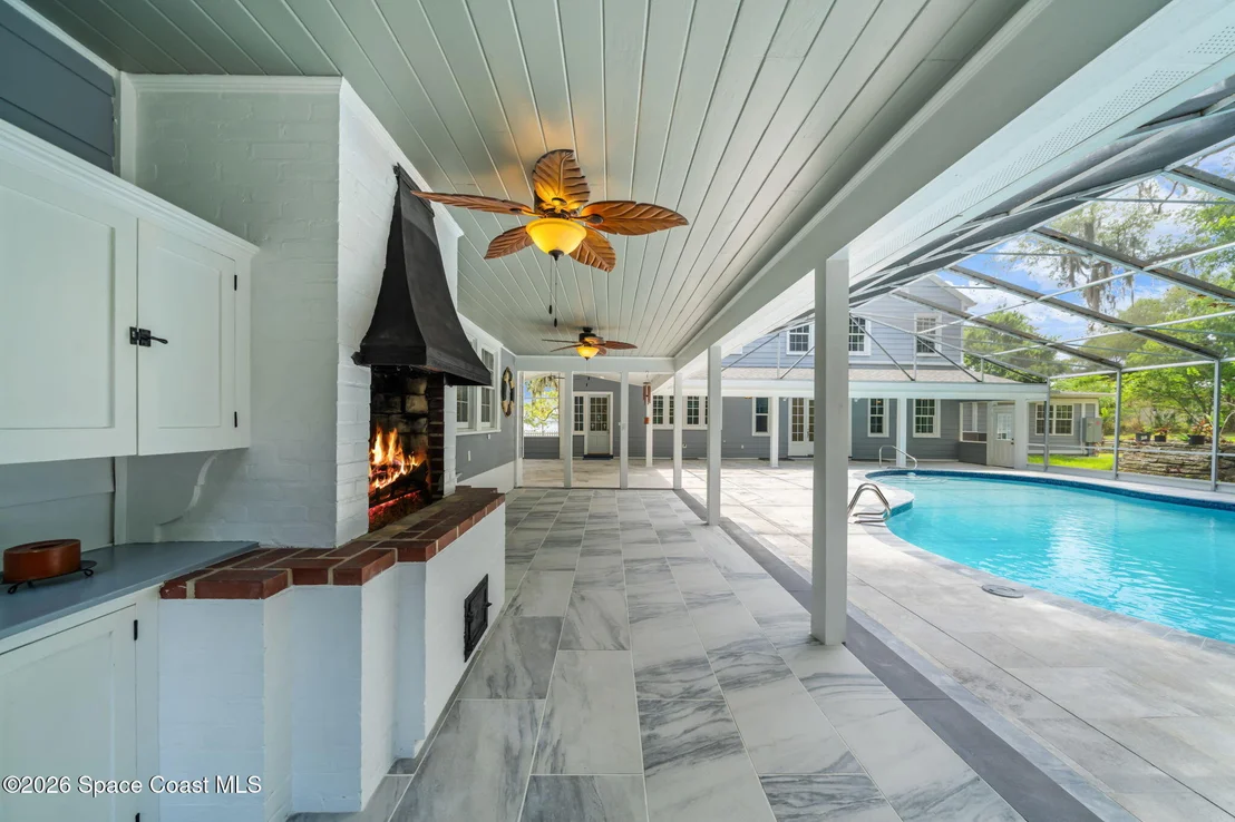 Photo of 875 N Indian River Drive