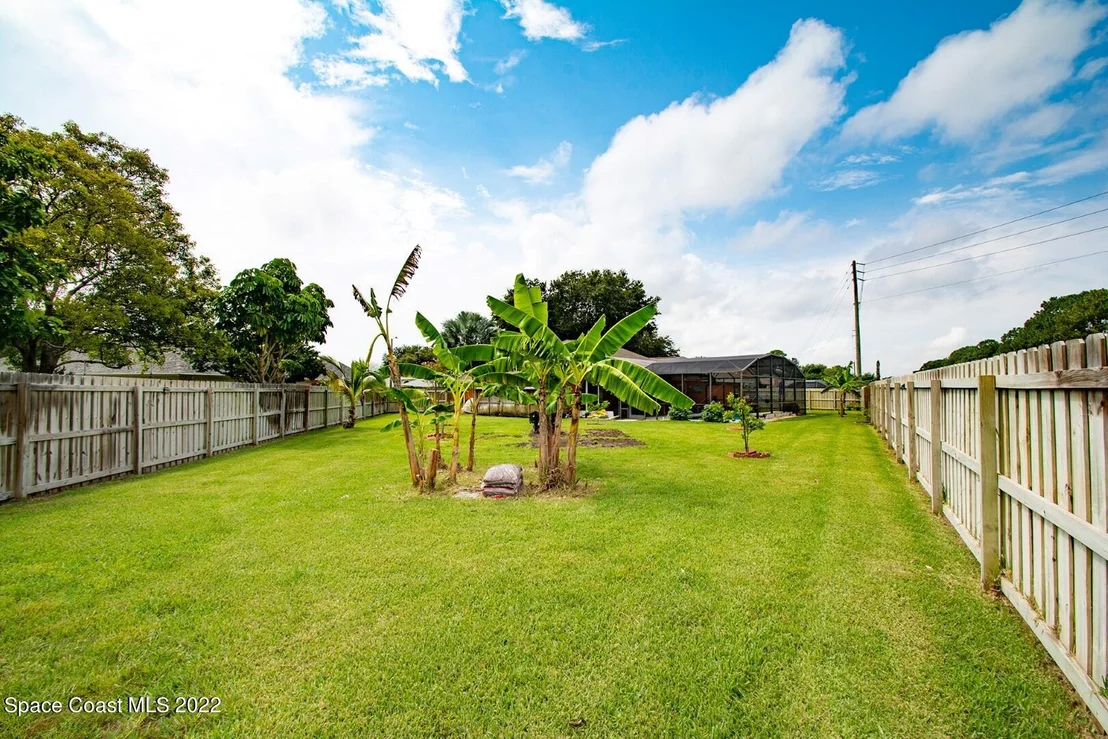 Photo of 1027 Jacaranda Circle