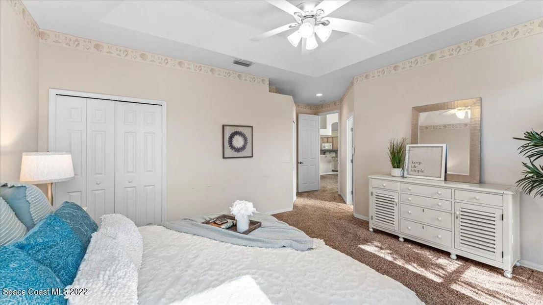 Photo of 548 Renaissance Avenue