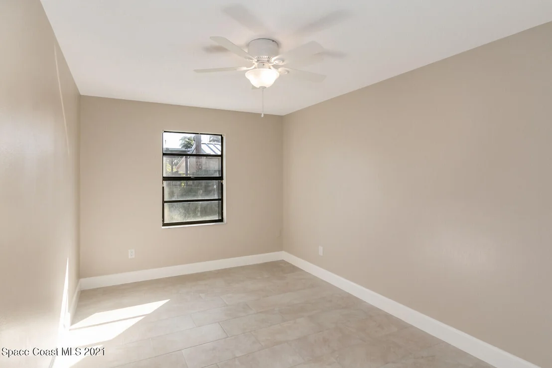 Photo of 991 Pineland Drive