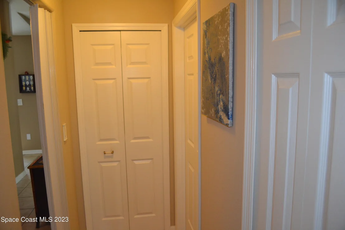 Photo of 834 Honeysuckle Drive