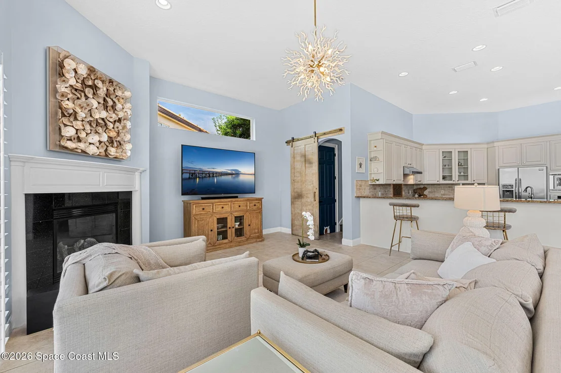 Photo of 242 Flanders Drive