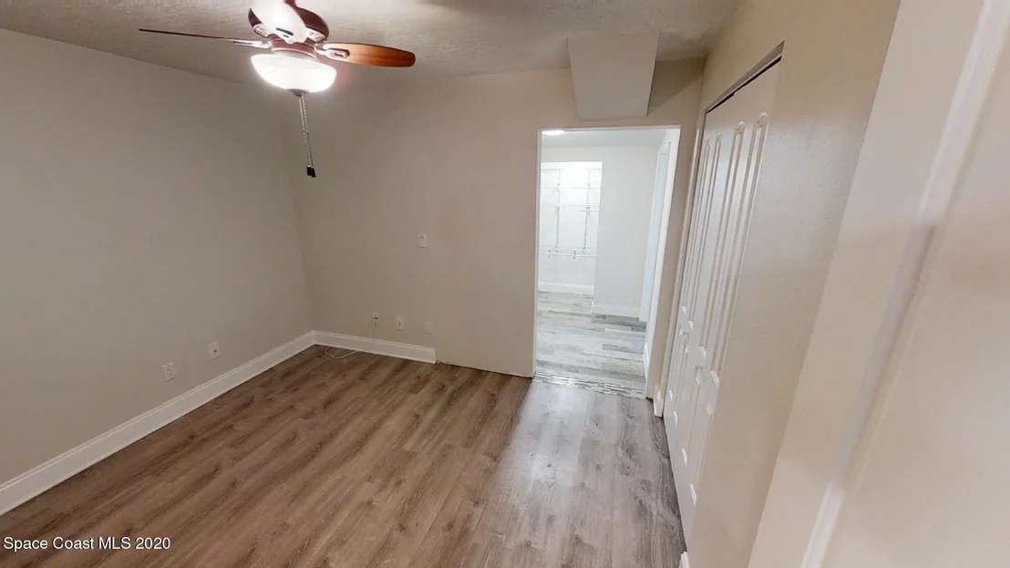 Photo of 2565 Warren Street