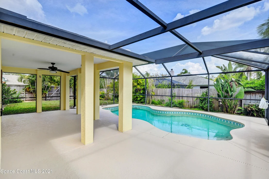 Photo of 5069 Alamanda Drive