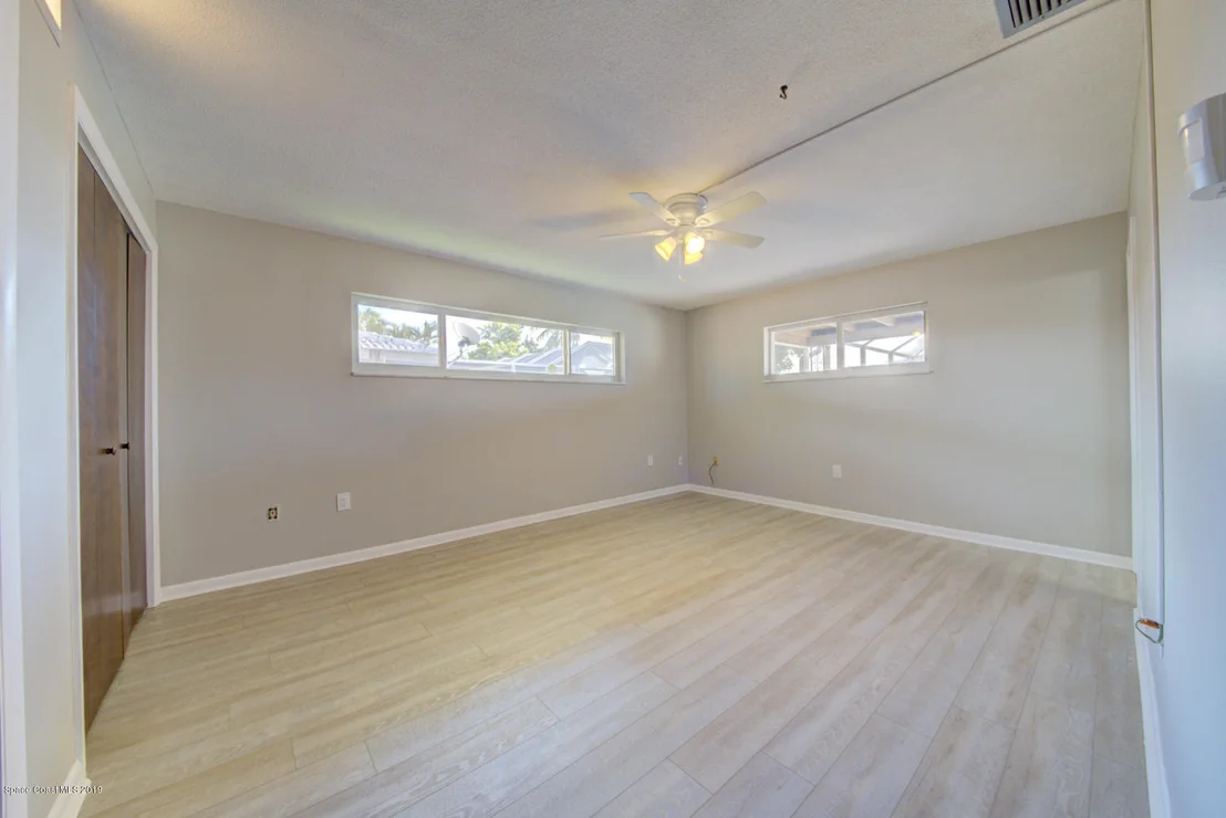 Photo of 343 Dorset Drive