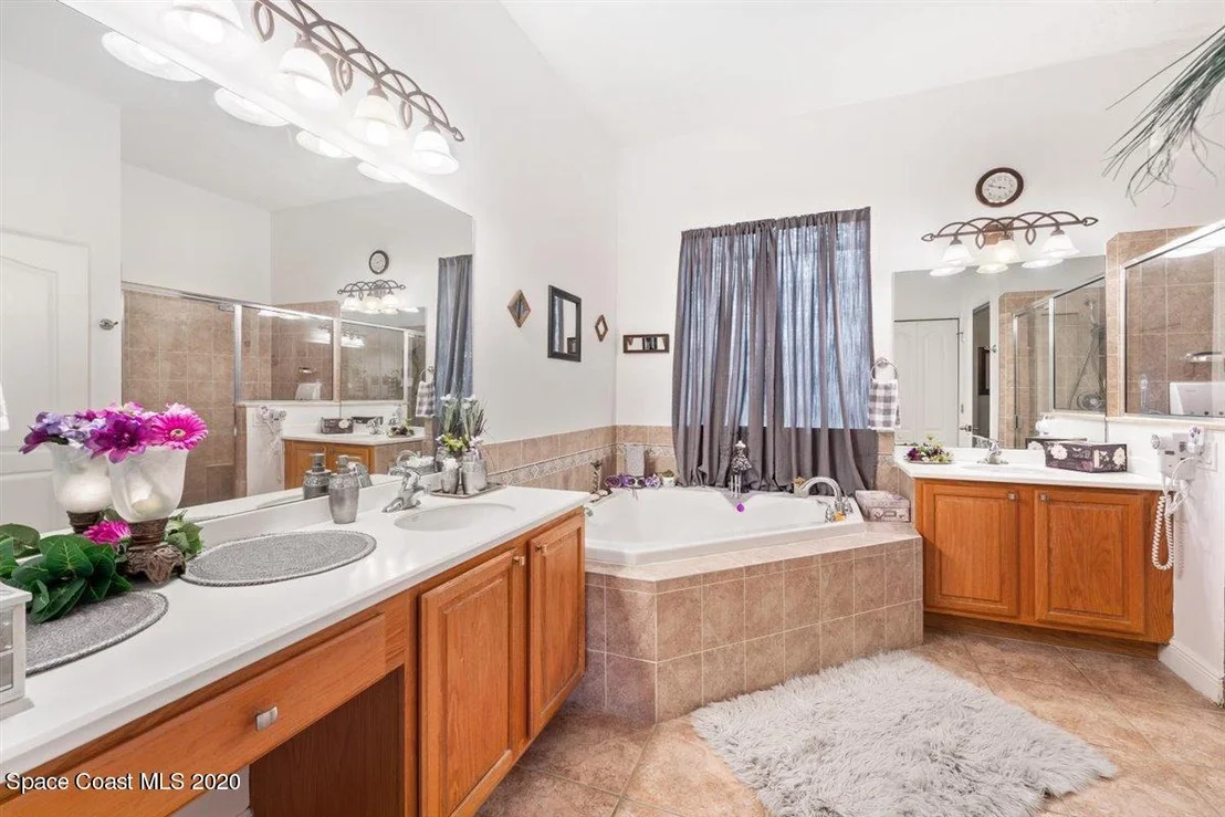 Photo of 2555 Summerwind Court