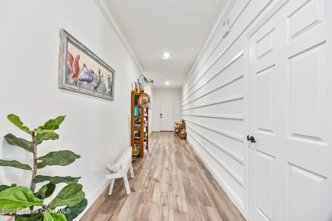 Photo of 880 Covington Court