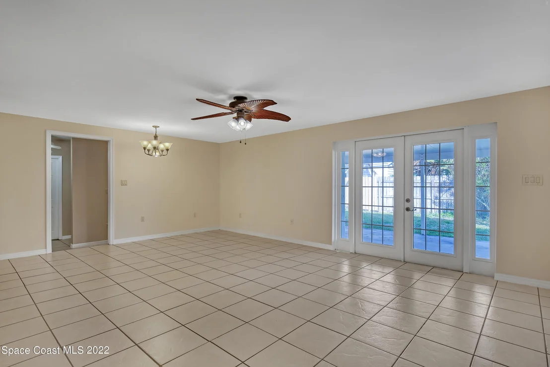 Photo of 185 Herron Drive