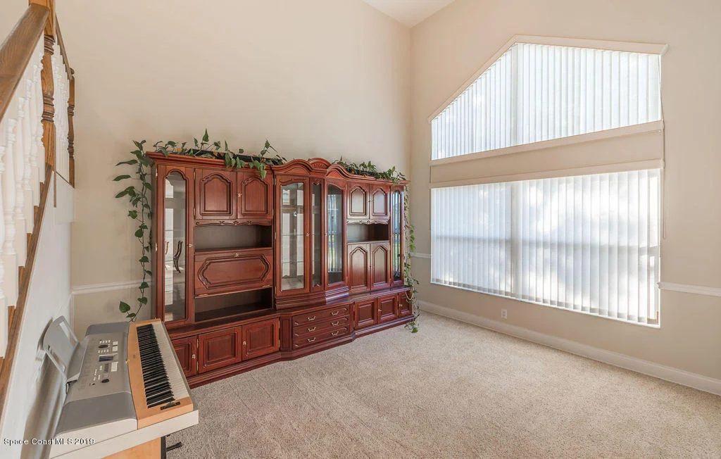 Photo of 1484 Wellington Circle