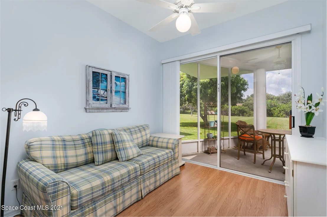 Photo of 849 Villa Drive