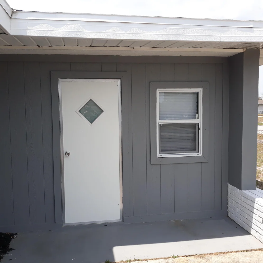 Photo of 954 Darwin Lane NE