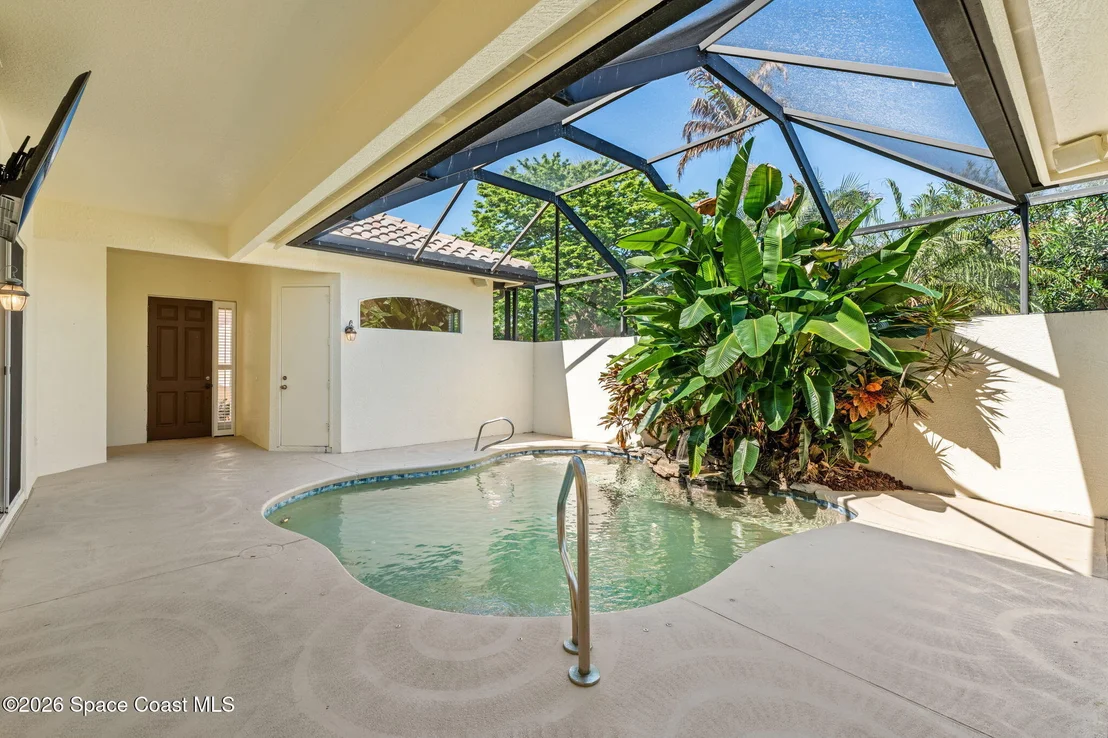 Photo of 162 Whaler Drive