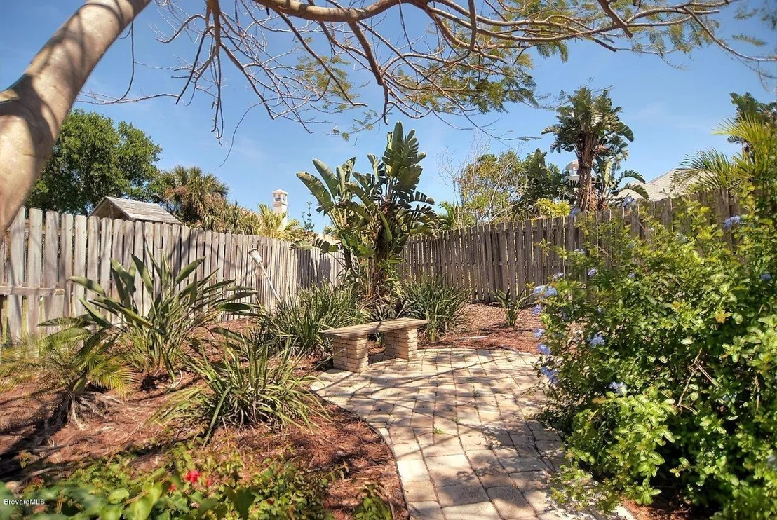 Photo of 3059 N Rio Plumosa