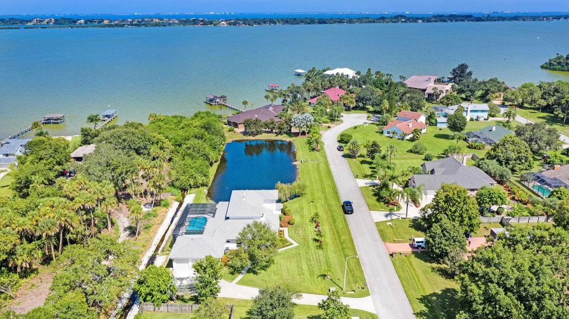Photo of 120 Oyster Place