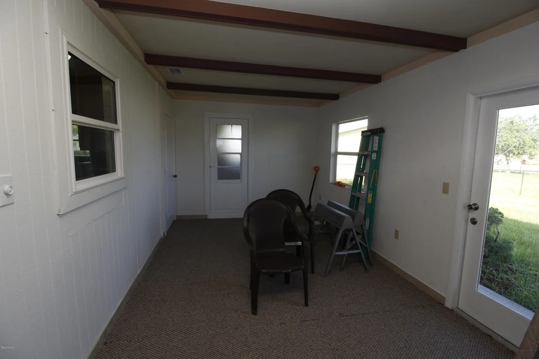 Photo of 1006 Cable Lane NE