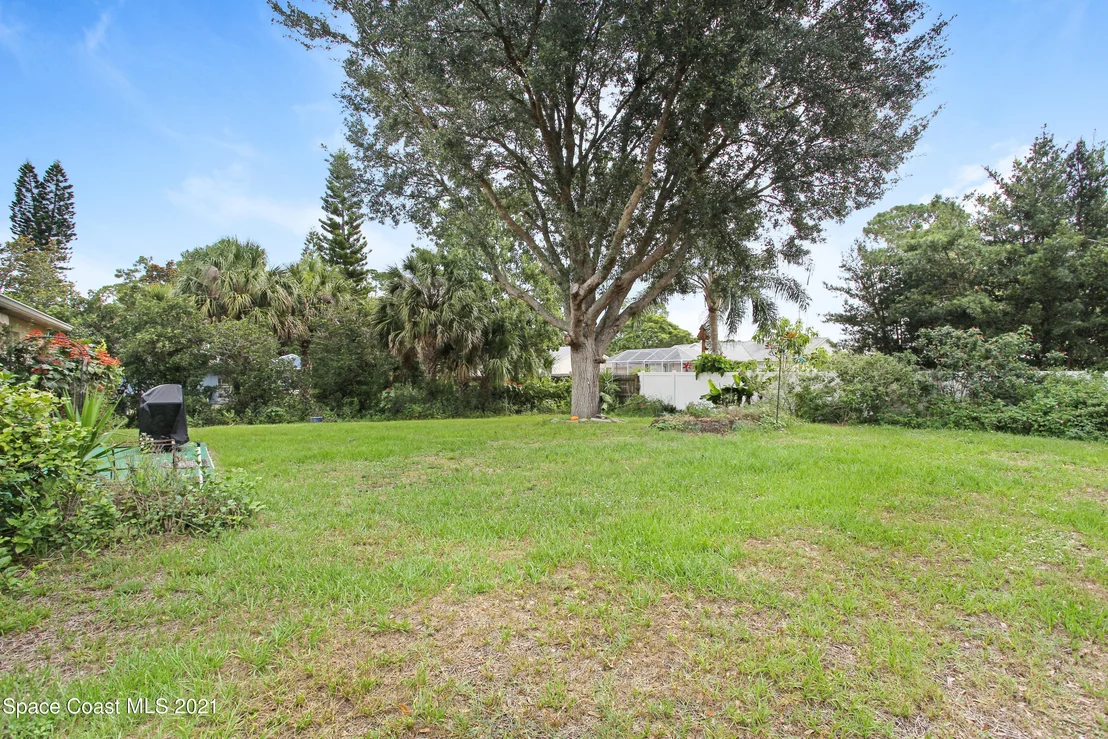 Photo of 7045 Pluto Avenue