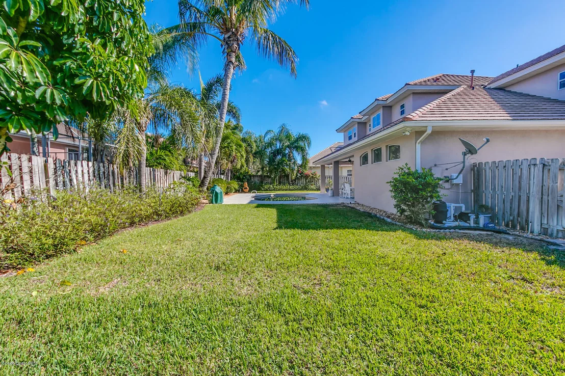 Photo of 333 Rio Villa Boulevard