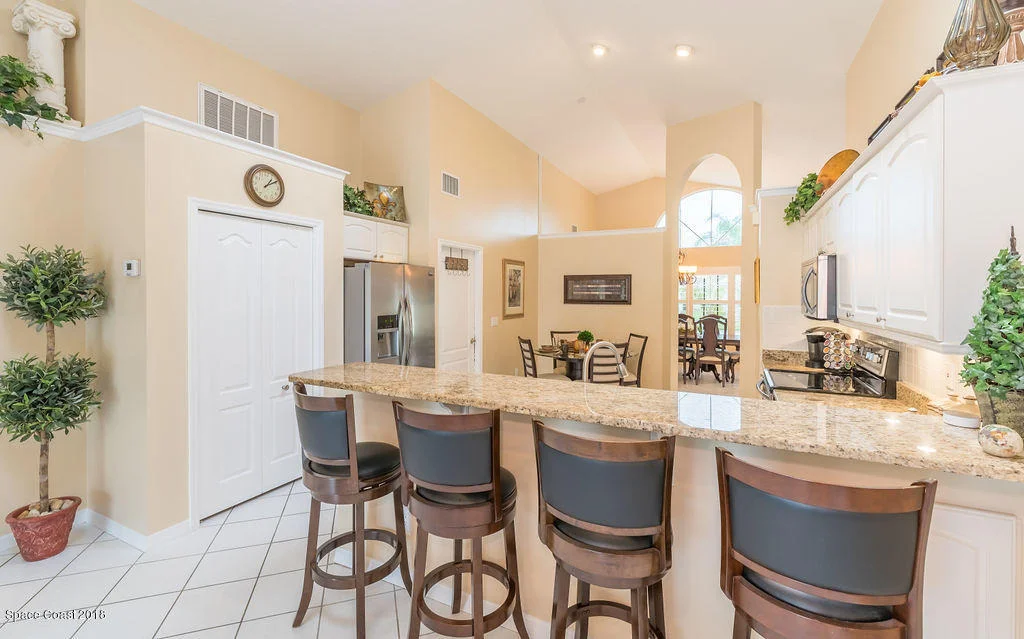 Photo of 1052 Fieldstone Drive
