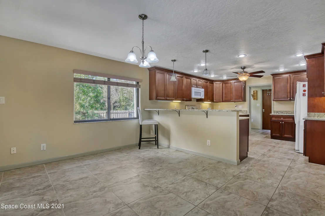 Photo of 2502 Meadow Lane