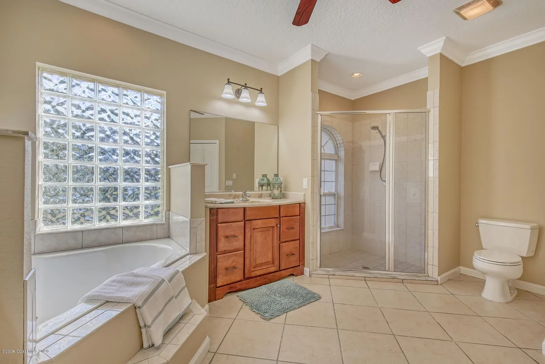 Photo of 1290 Adamson Road