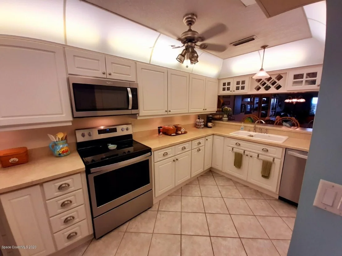 Photo of Unit 310 at 2150 N Highway A1a