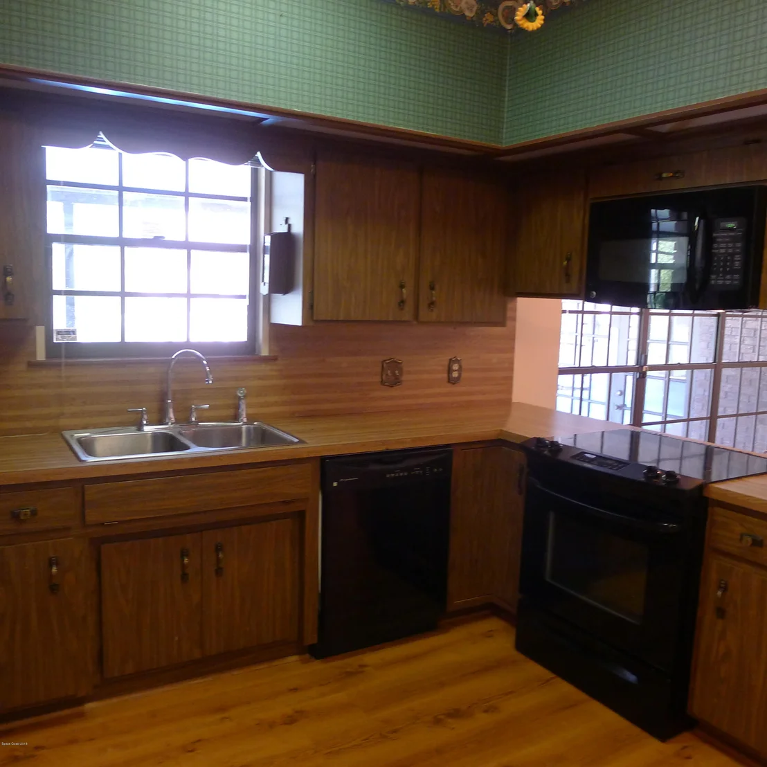 Photo of 2230 Pine Meadow Avenue