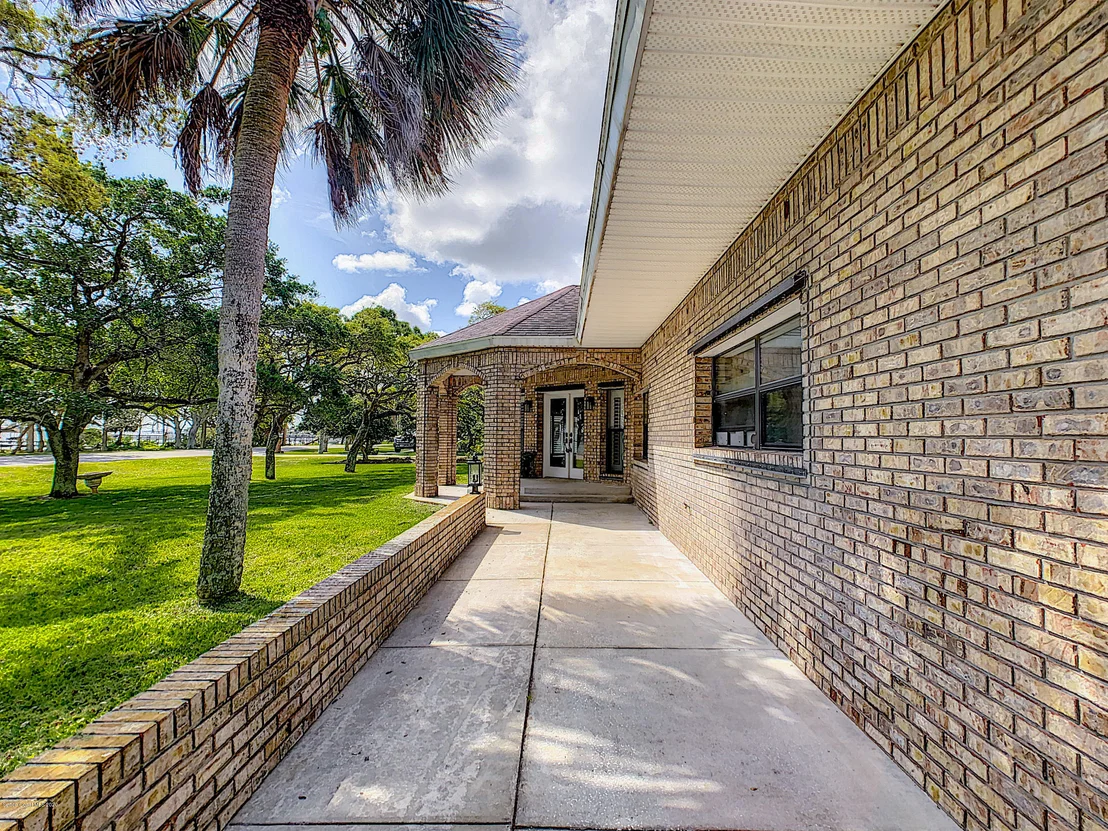 Photo of 2630 Rocky Point Road