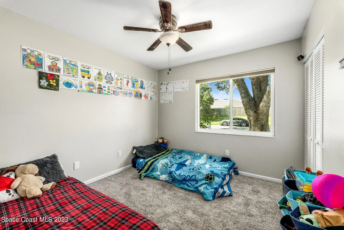 Photo of 791 Arundo Avenue NE