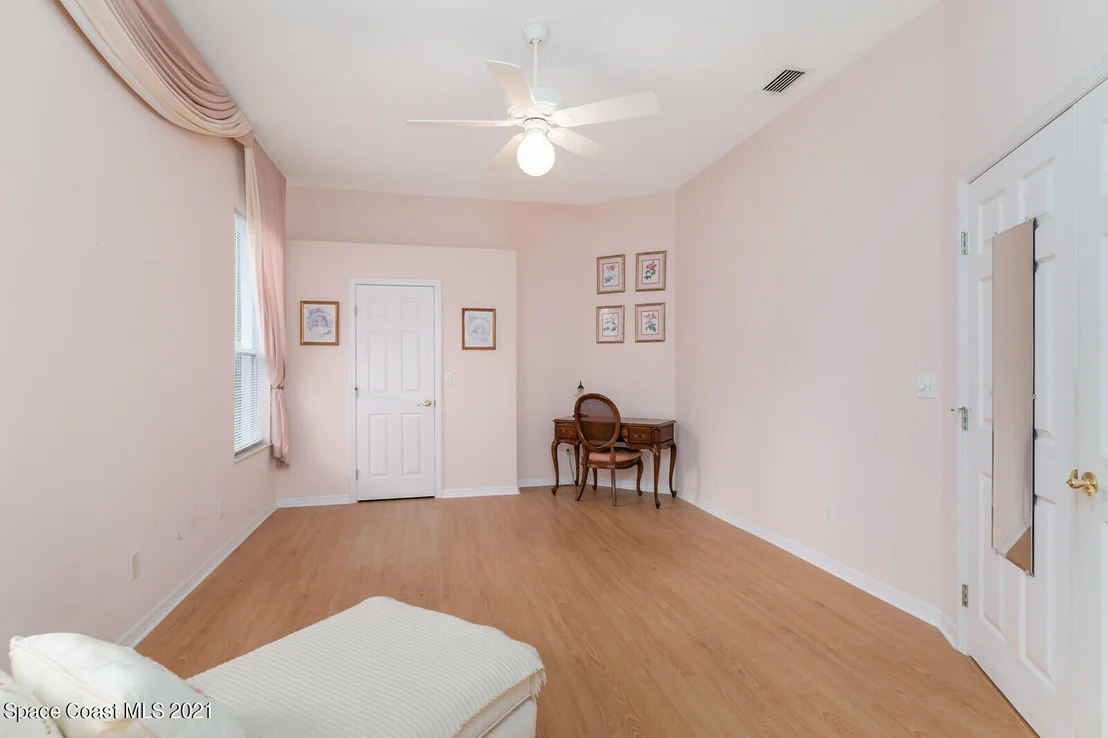Photo of 849 Villa Drive