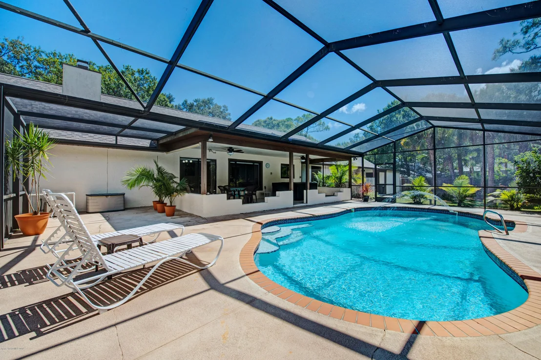 Photo of 1720 Hidden Lake Drive