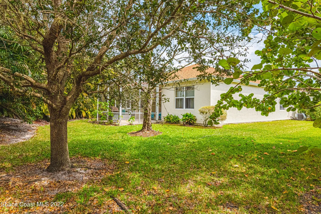 Photo of 1435 Tradewinds Way