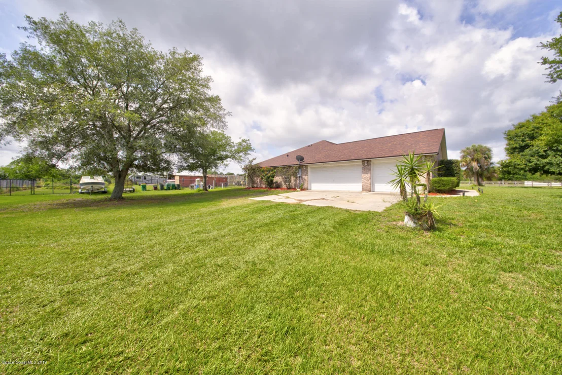 Photo of 3465 Maebert Road