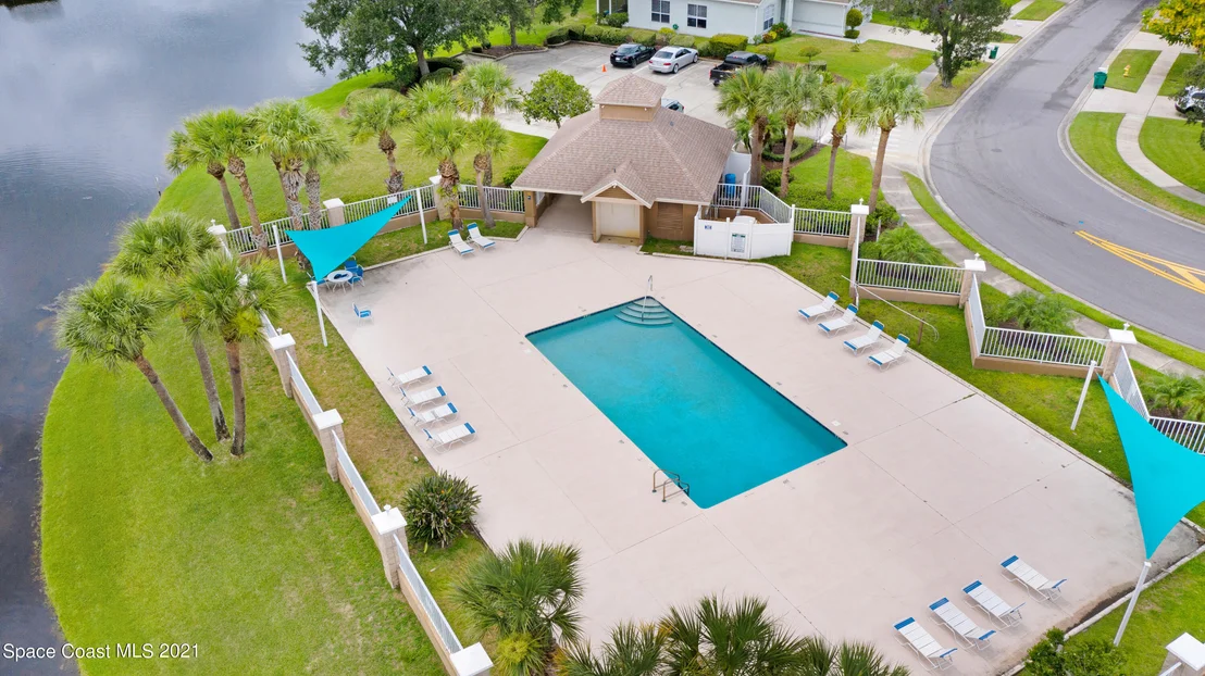 Photo of 6977 Hammock Trace Drive