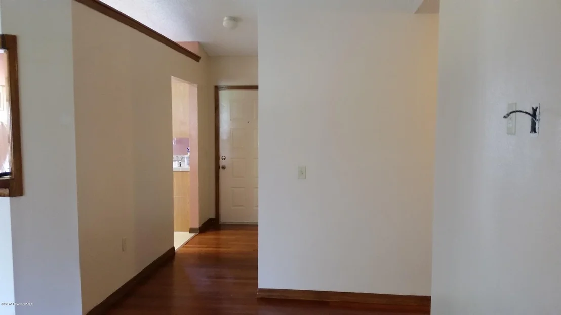Photo of 5657 Flint Road