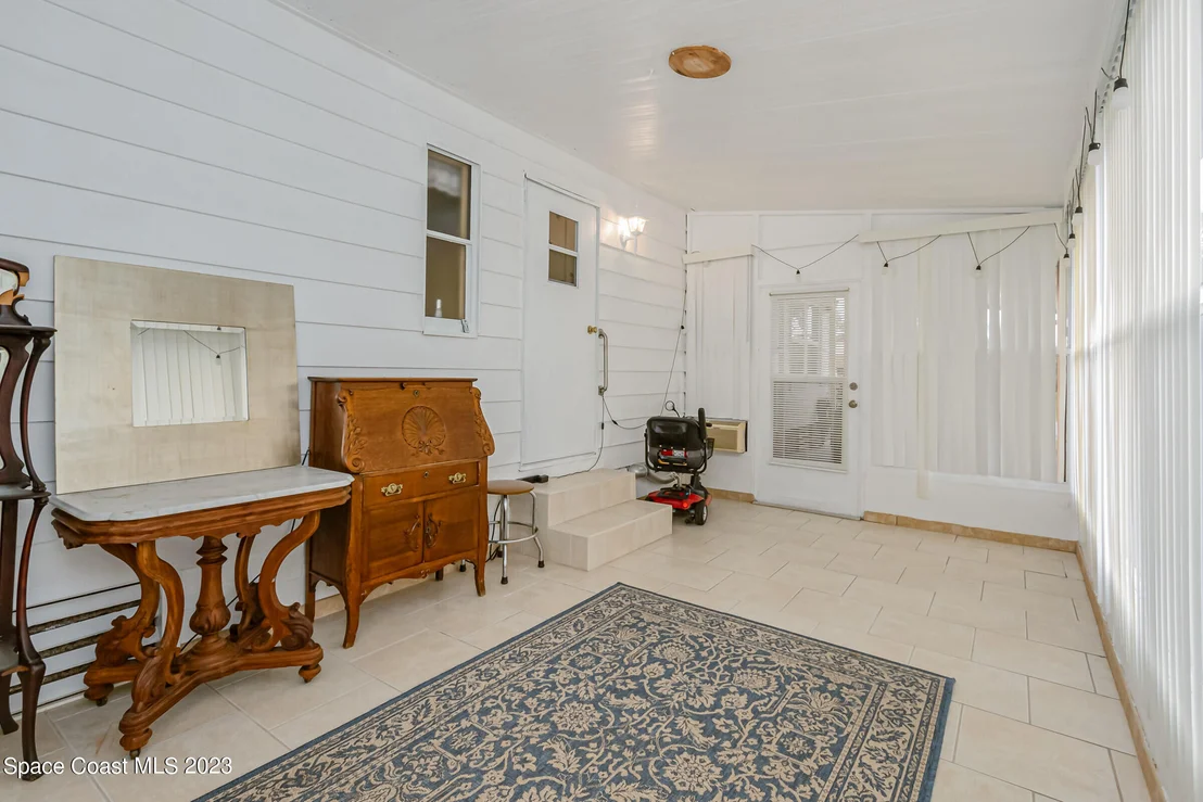 Photo of 1960 Mango Street NE