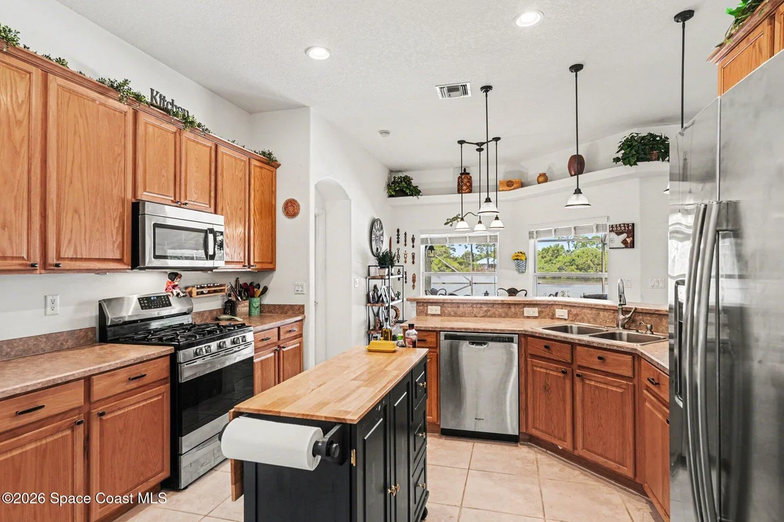 Photo of 3875 Waterford Drive