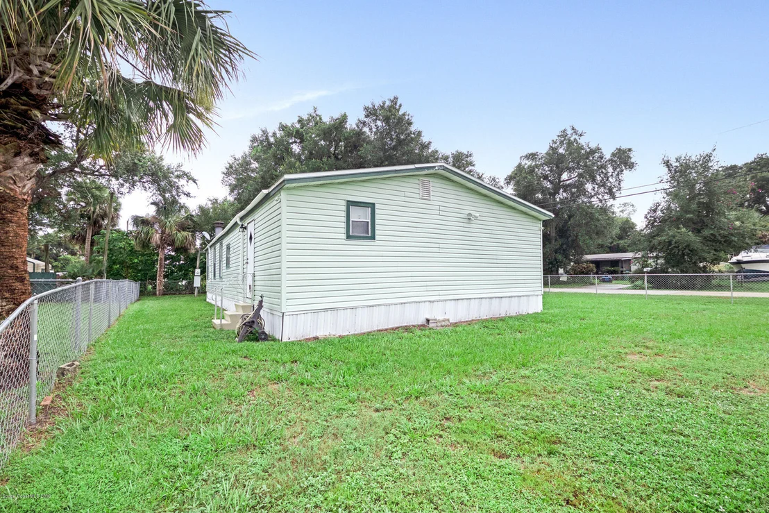 Photo of 328 Robyn Street