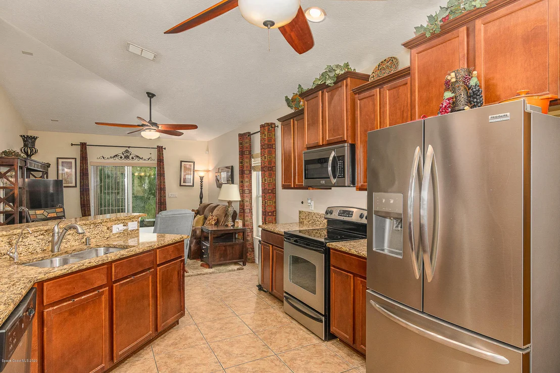 Photo of 1479 Corbett Lane