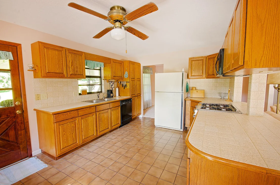 Photo of 3400 Hield Road