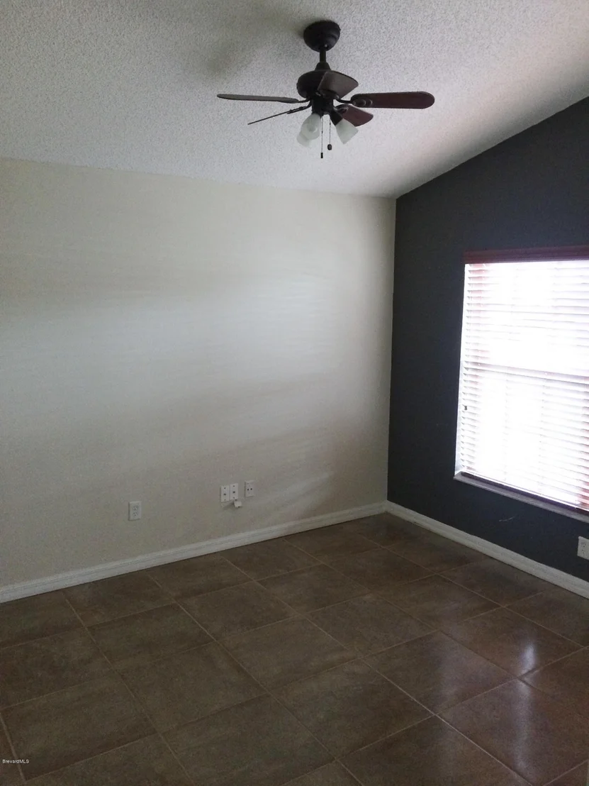 Photo of 2401 Bridgeport Circle