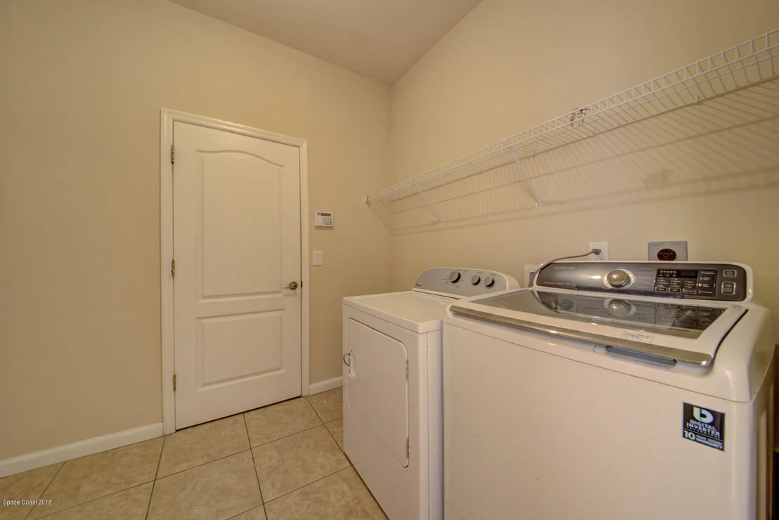 Photo of 3366 Peninsula Circle