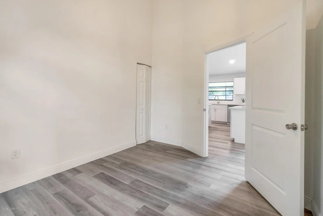 Photo of 908 Jamestown Drive