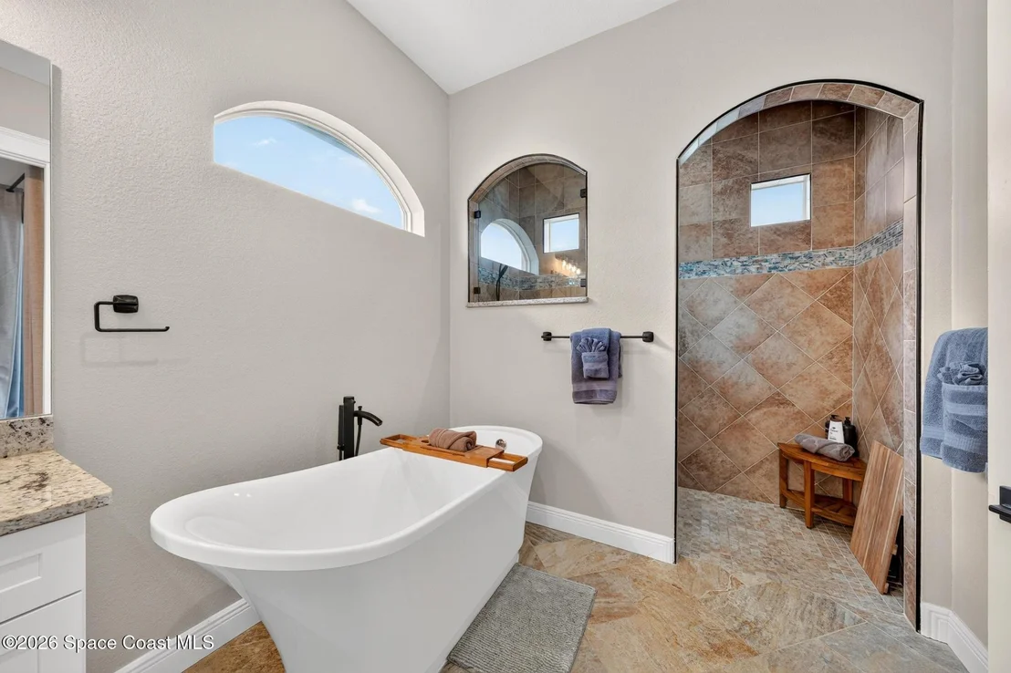 Photo of 318 Angelo Lane
