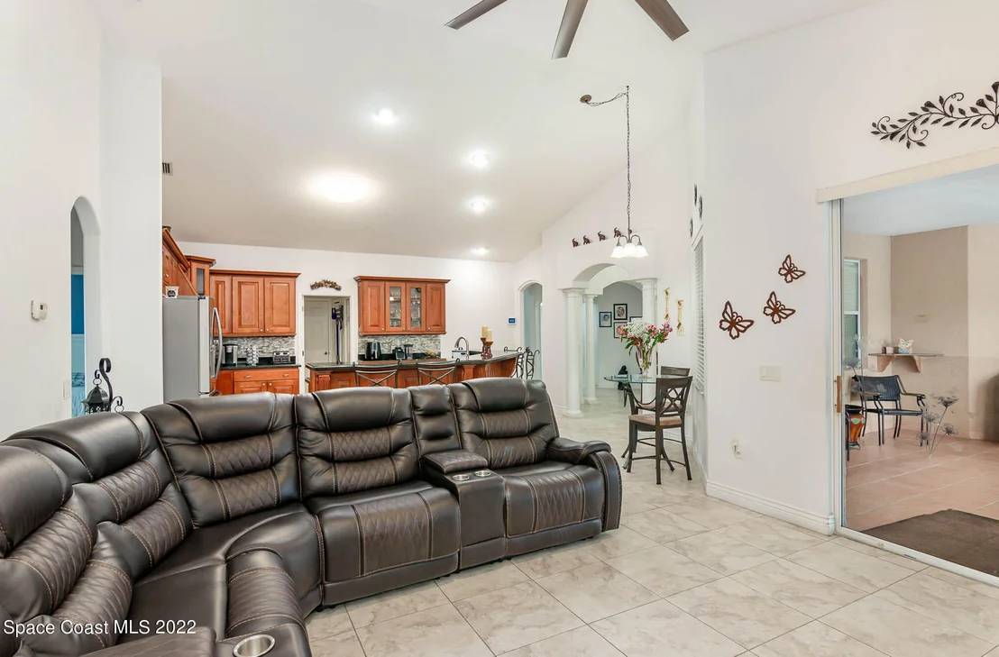 Photo of 161 Angelo Road SE