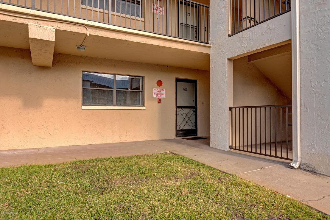 Photo of Unit 1212 at 305 Tangle Run Boulevard