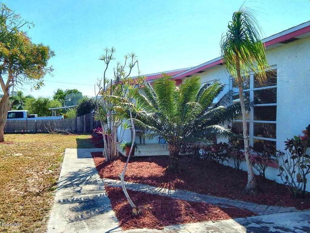 Photo of 120 SE 3rd Street