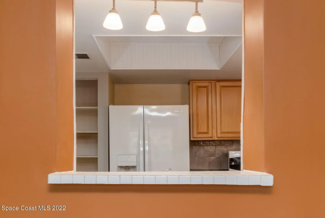 Photo of 2889 Wright Avenue