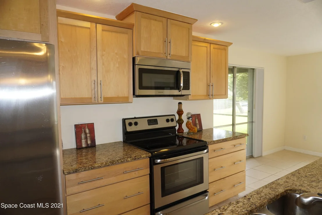 Photo of 500 Buckingham Avenue