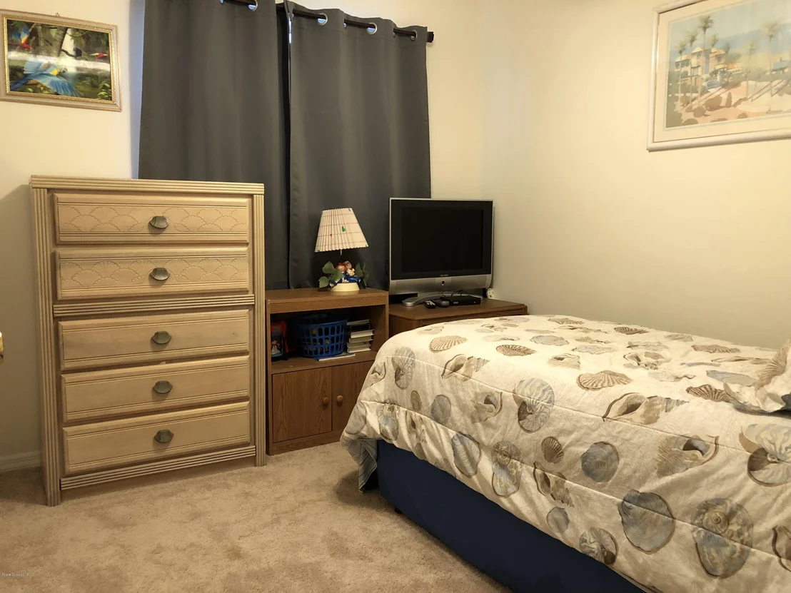 Photo of 976 Cardon Drive